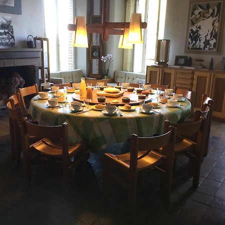 Carrefour De L'Ormeau Bed & Breakfast Mondoubleau Exterior foto